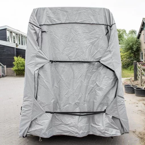 Hoes voor paardentrailer 370x250